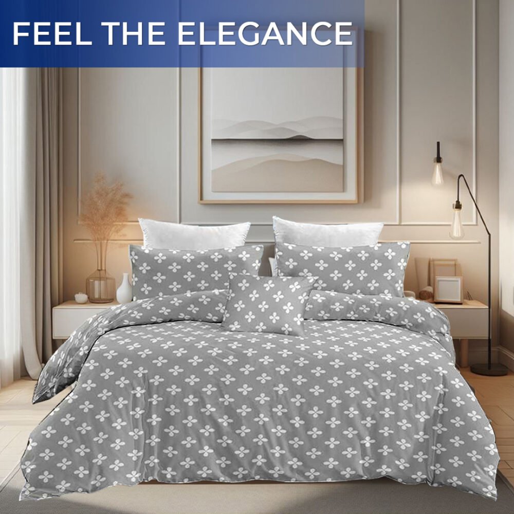 Bed cover with pillow cases